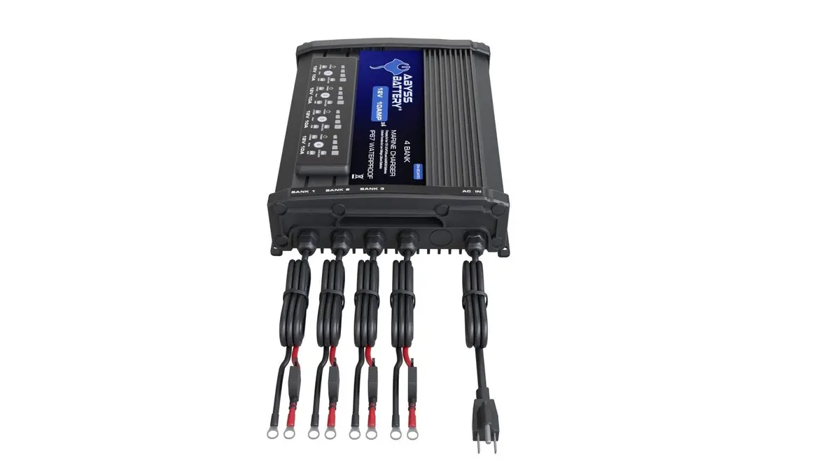 Abyss® 4 Bank 12V On-Board Marine Battery Charger 2
