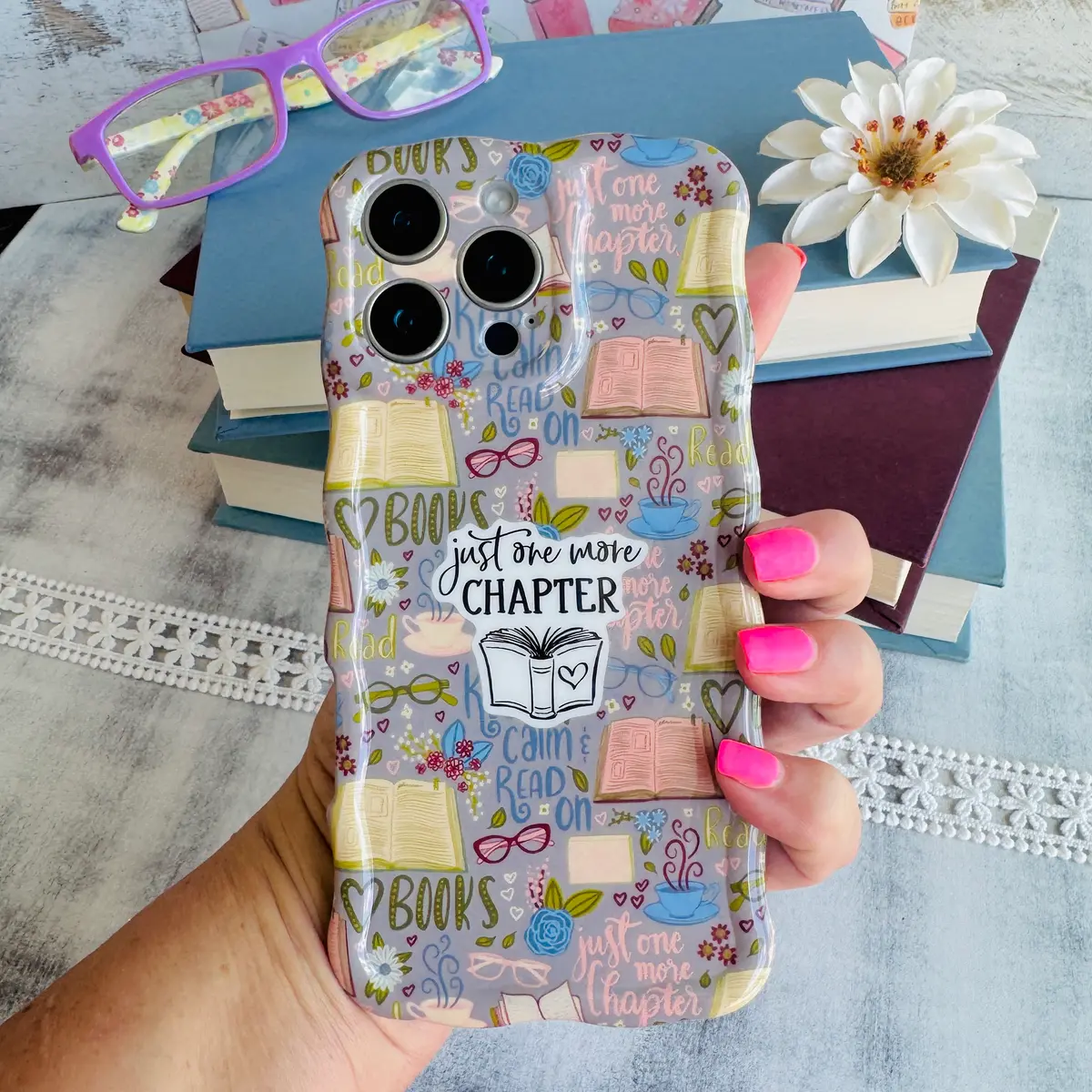 One More Chapter Wavy Luxe Magsafe Case For Iphone 1