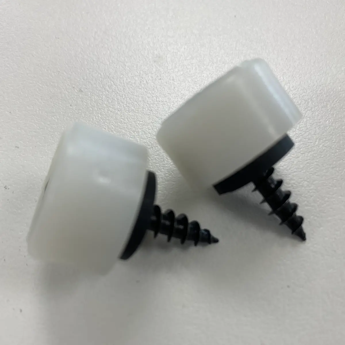 Skyvac® Drum Handle Screws (X2) 1