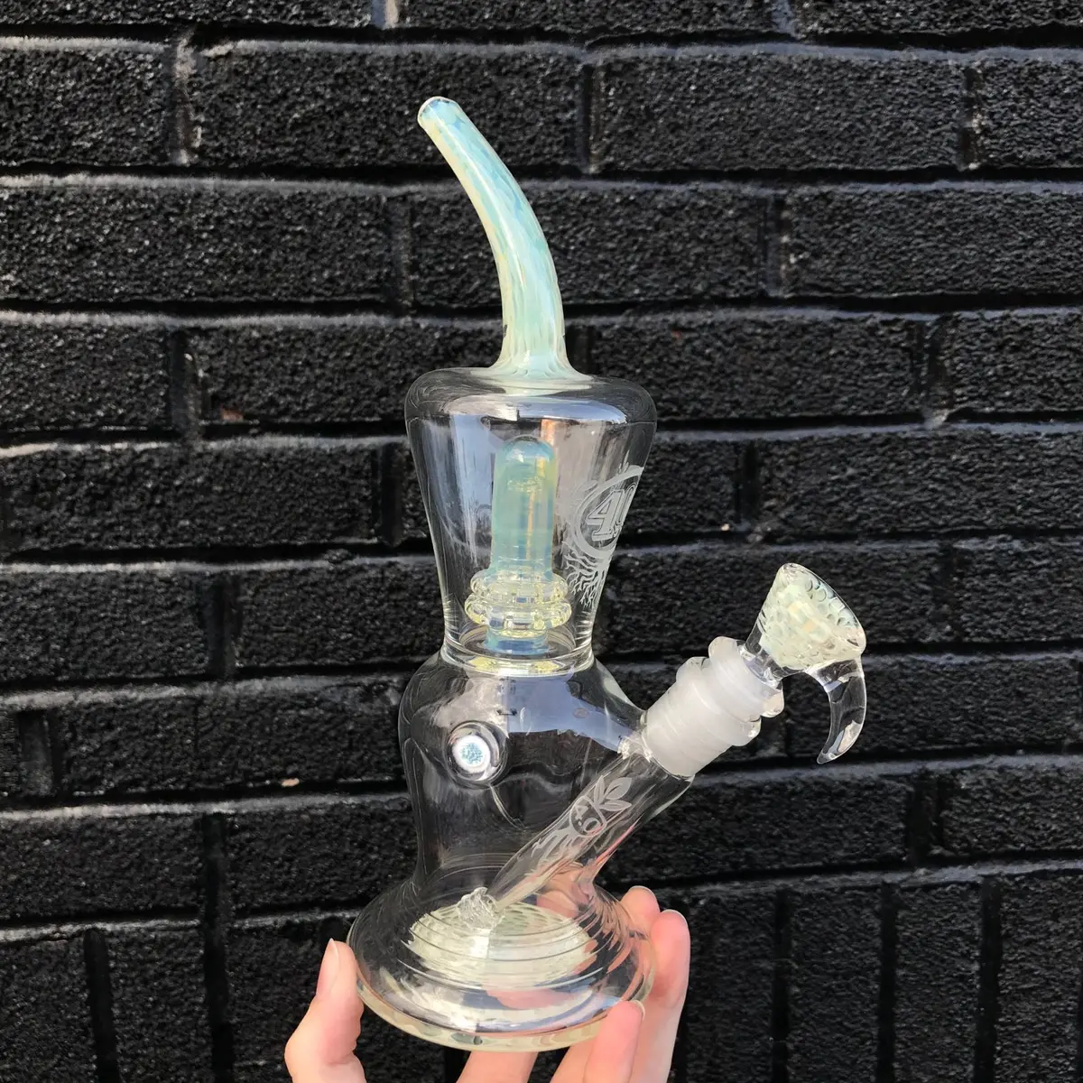 4.0 (Eric Ross) Fumed Double Showerhead 1