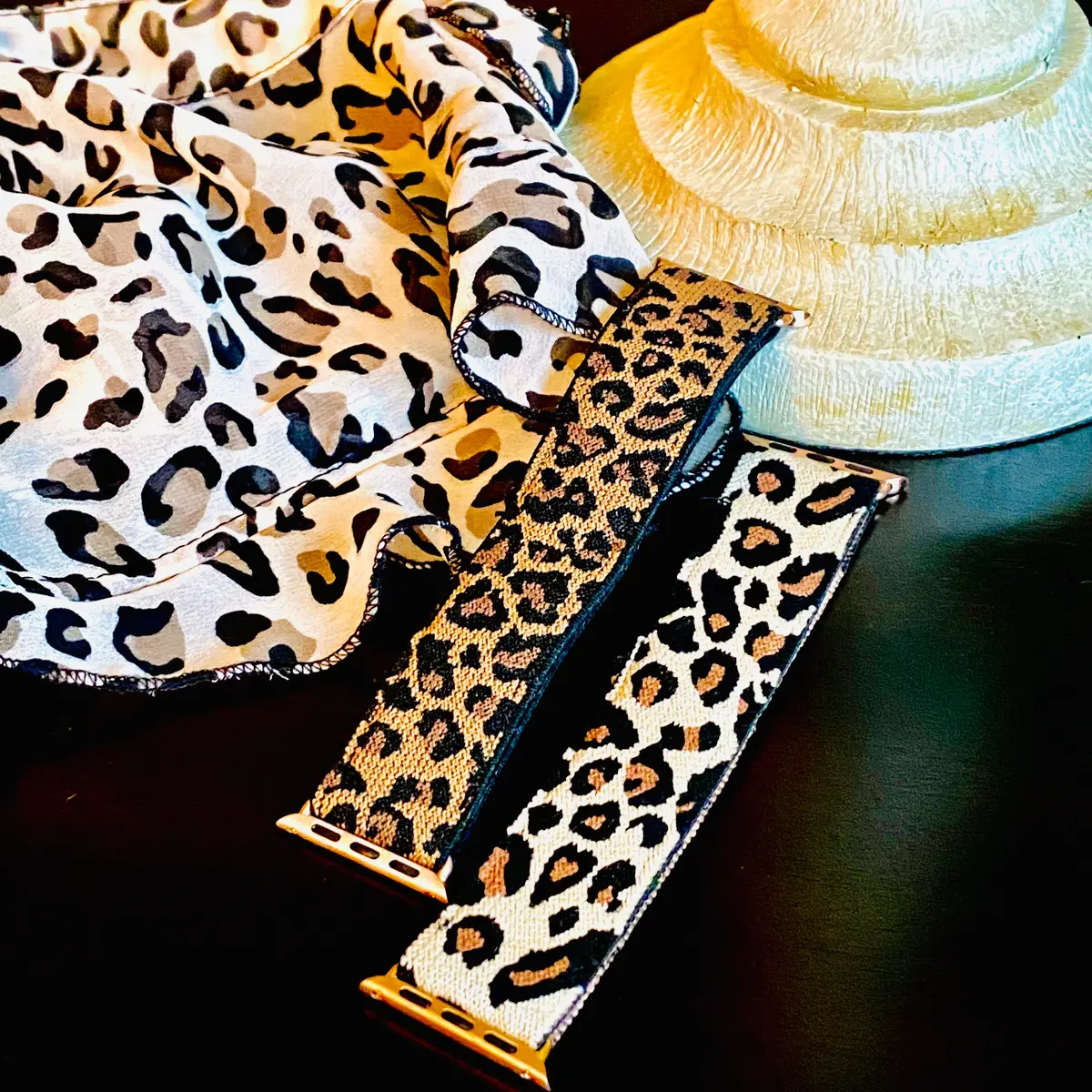 Stretchable Elastic Leopard Print Band For Apple Watch Two Colors Available 1