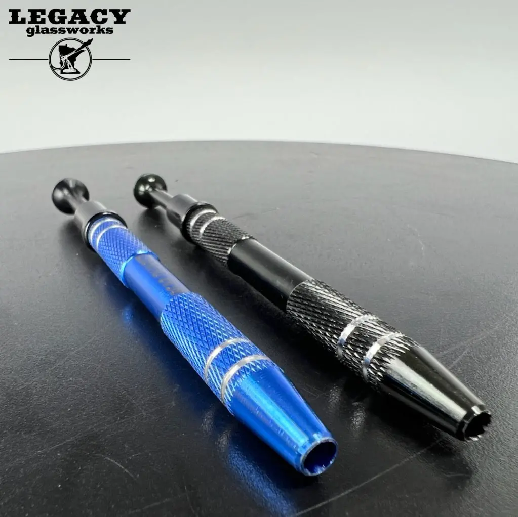 Bear Quartz Claw Grabber 1