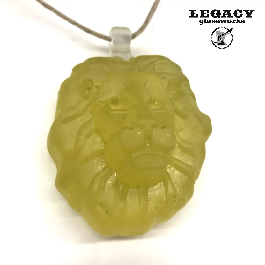 Cha Lion Pendant 1