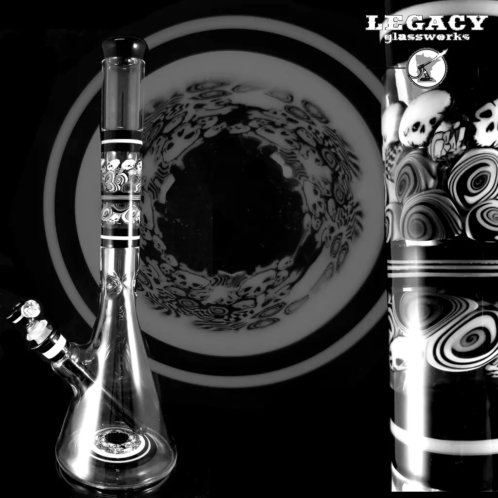 Groe X Don Rob Glass Insano Beaker 1