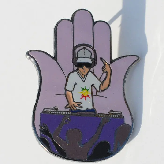 Hand Of Music Hat Pin 1