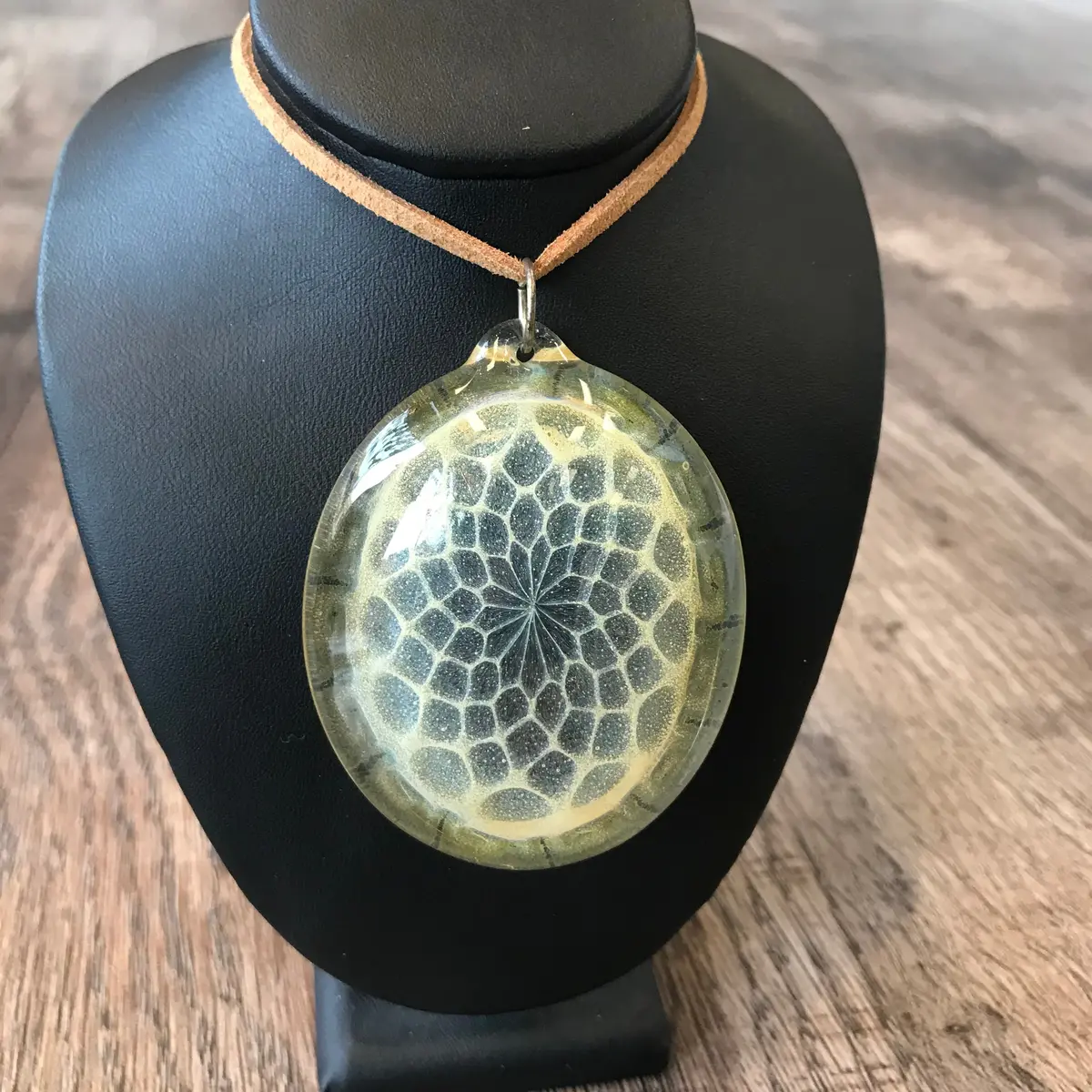 Hoffman Honeycomb Pendant 1