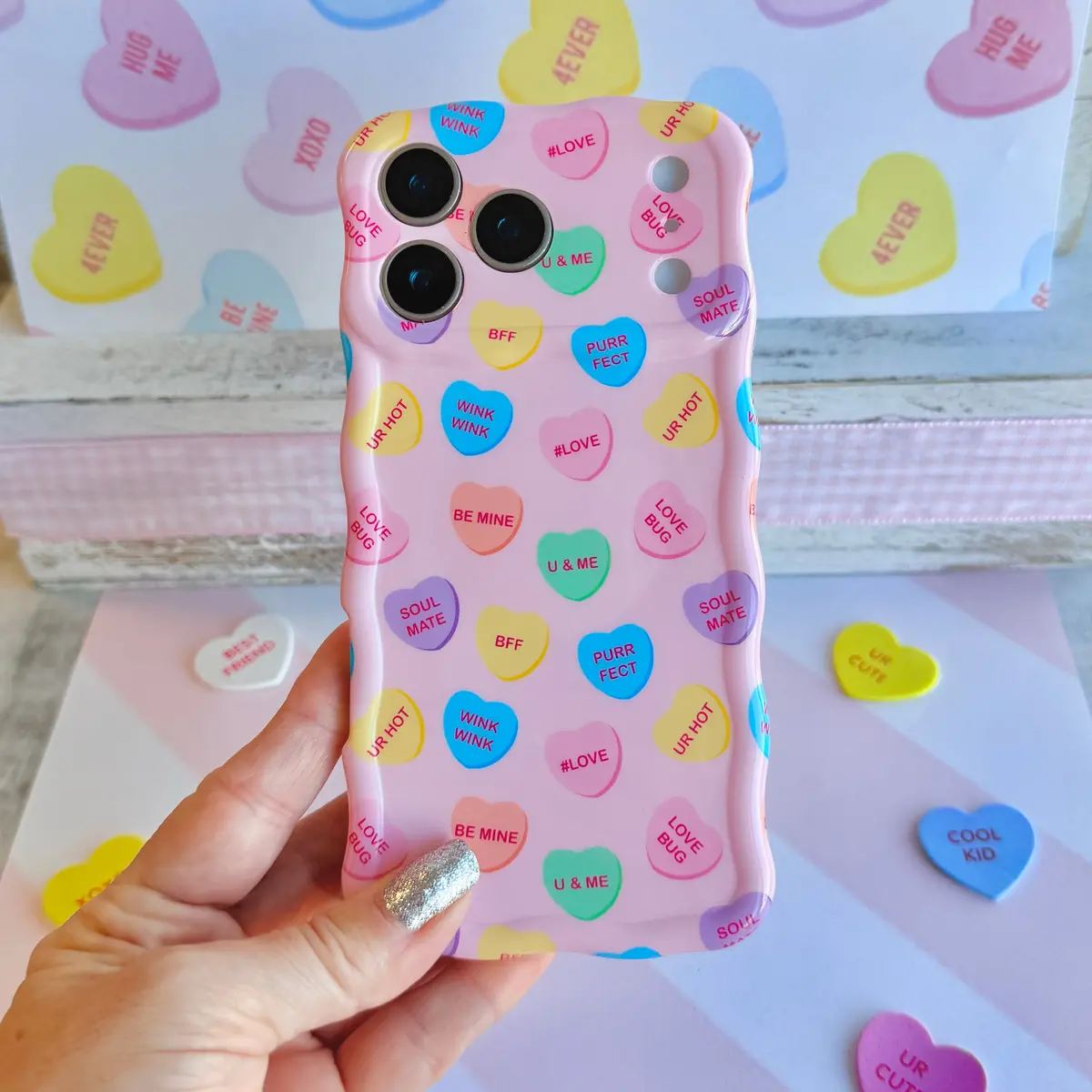 Conversation Hearts Wavy Luxe Magsafe Case For Iphone 1