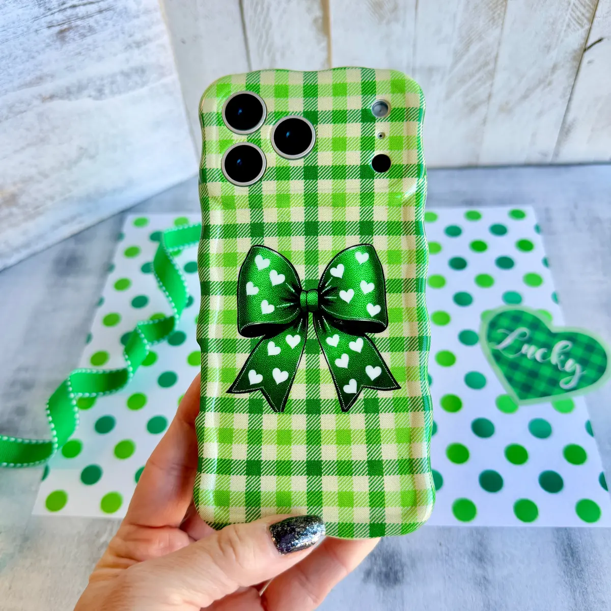 Green Gingham Darling Wavy Luxe Magsafe Case For Iphone 1