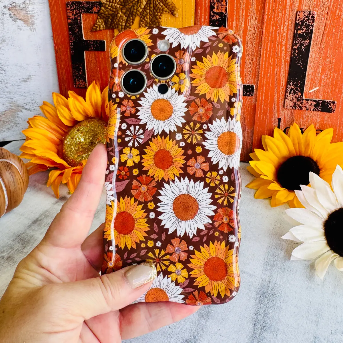 Harvest Sunflowers Wavy Luxe Magsafe Case For Iphone 1