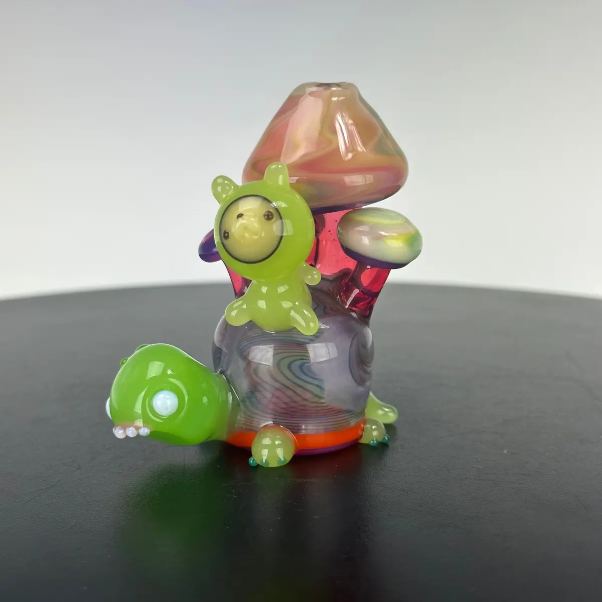 Brandon Martin X Aquariust Collab Snail Mushroom Dry Pipe 1