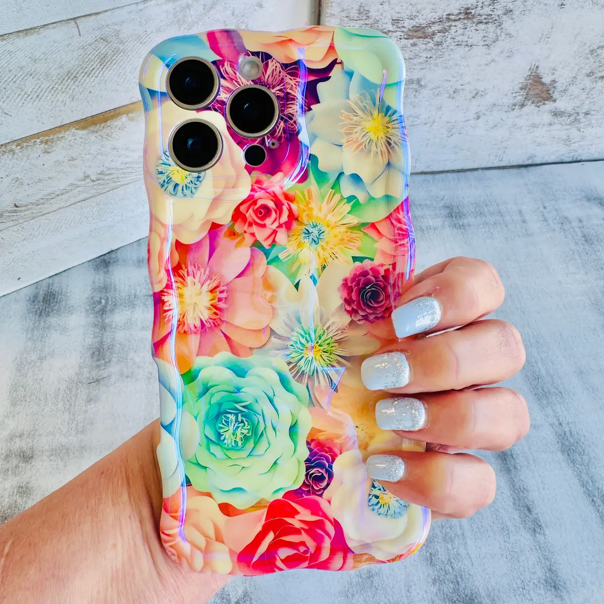 Spring Bouquet Wavy Luxe Magsafe Case For Iphone 1