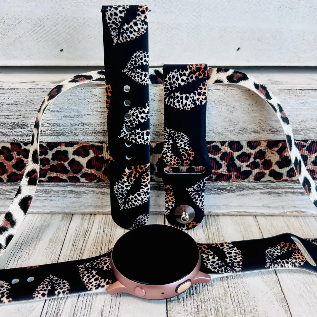 Leopard Smooches Print Silicone Band For Samsung Watch 1