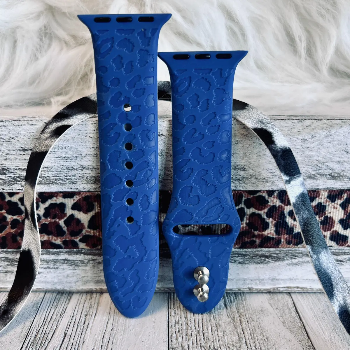 Engraved Blue Leopard Silicone Band For Apple Watch 1