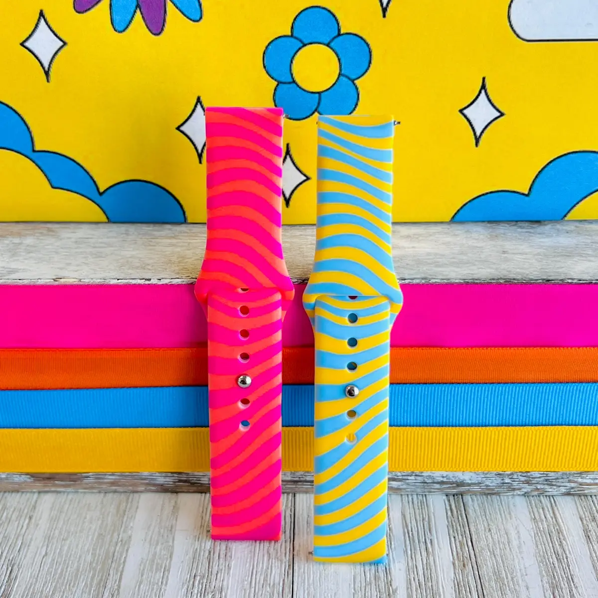 Groovy Vibes Print Silicone Band For Samsung Watch (Two Colors Available) 2