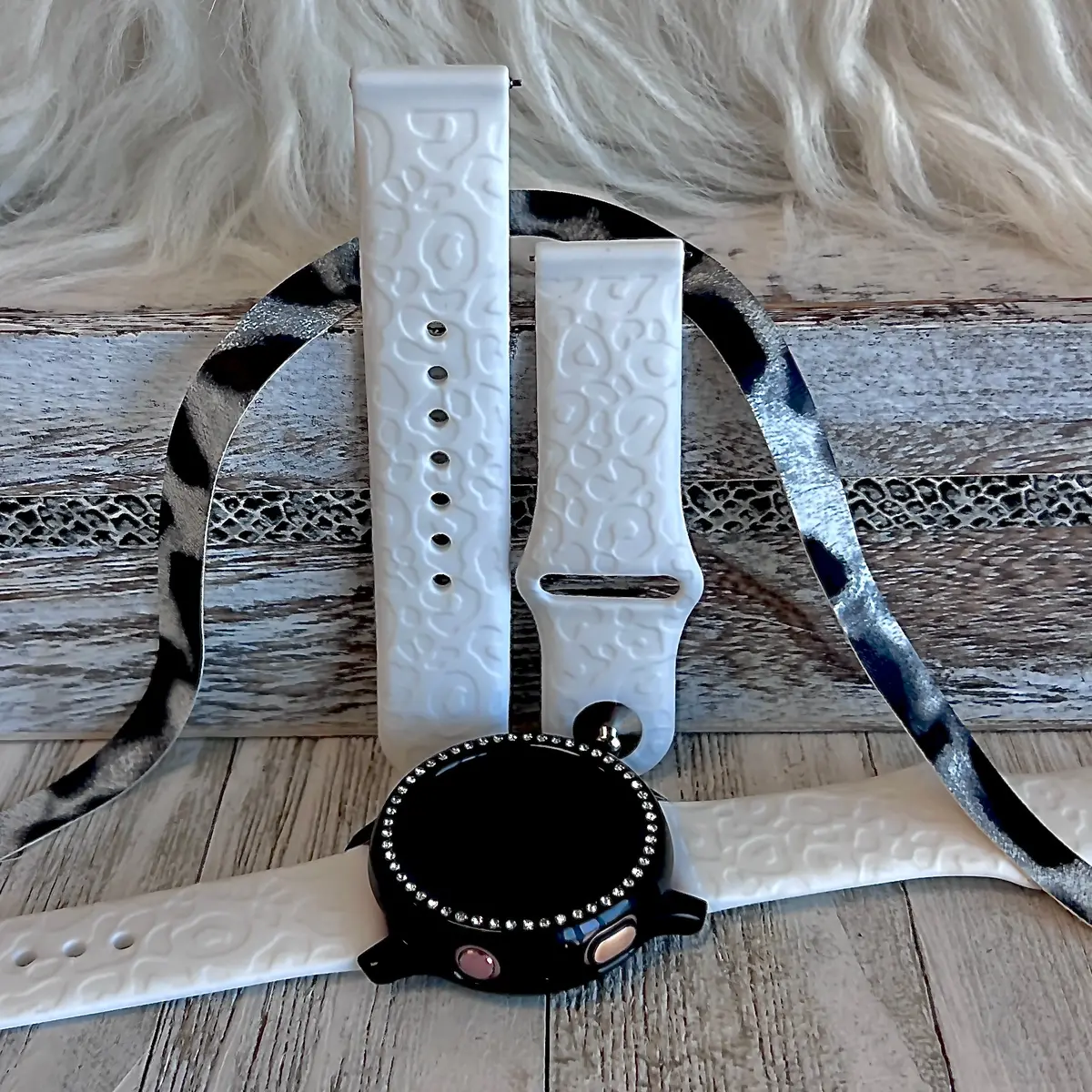 Engraved White Leopard Print Silicone Band For Samsung Watch 1