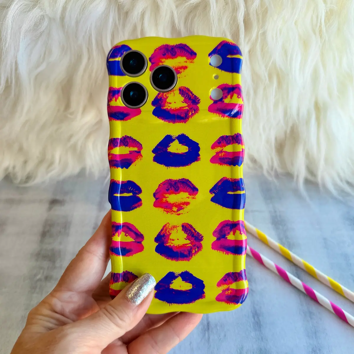 Lip Pop Wavy Luxe Magsafe Case For Iphone 1