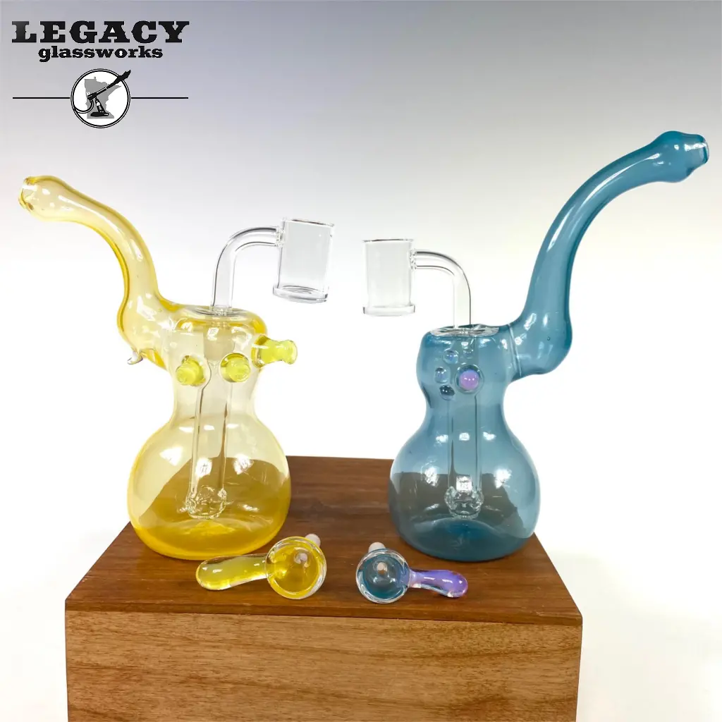 Sloth Colored Bubbler With Banger 1