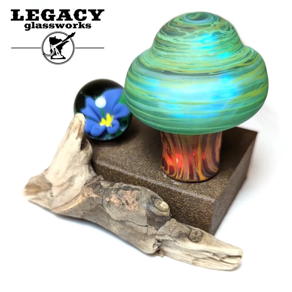 Mago Glow Mushroom Marble Stand 1