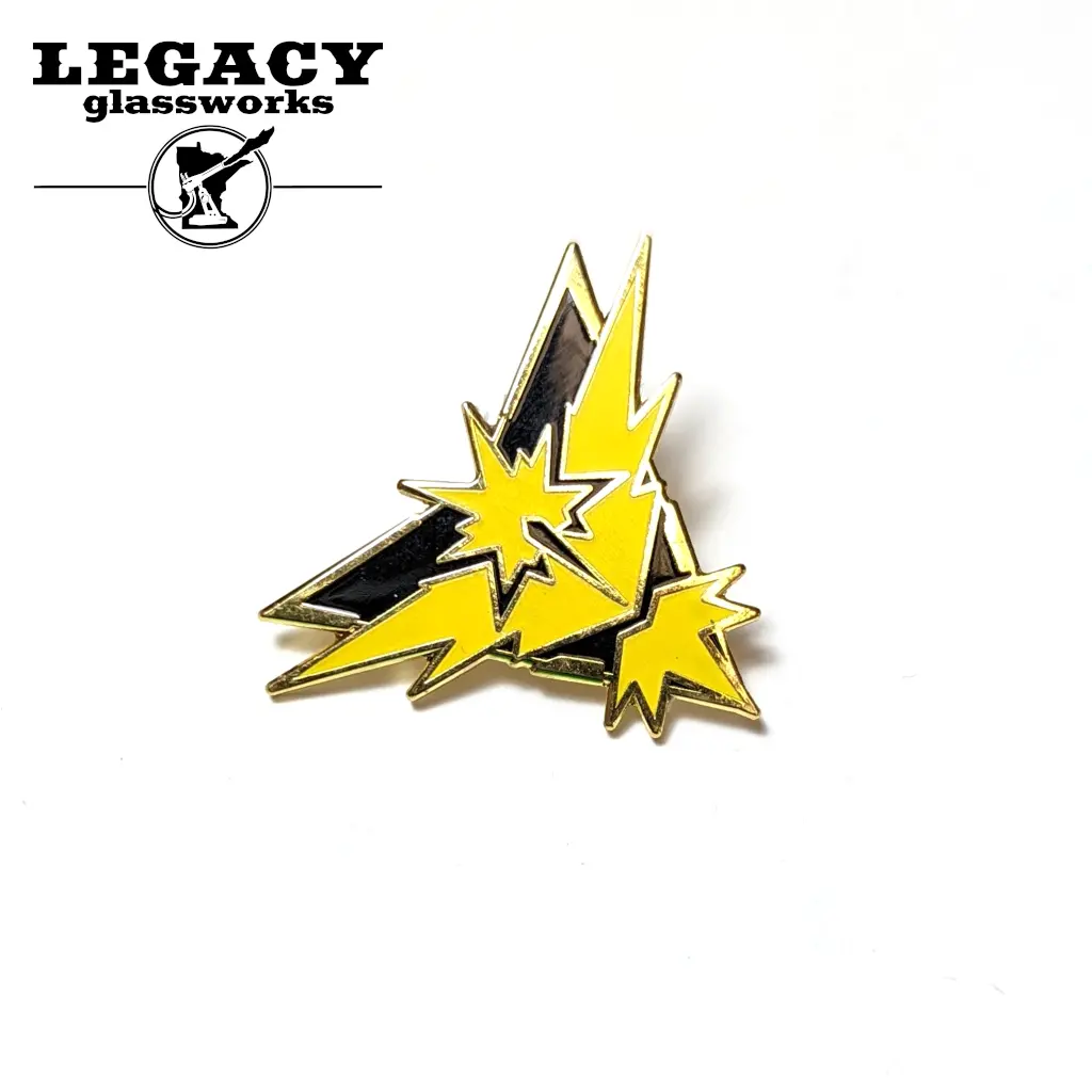 Pinguin "Team Yellow Trainer" Enamel Pin 1