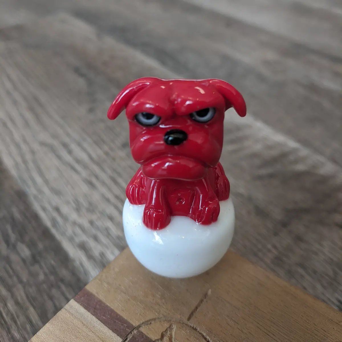 Swanny Bulldog Bubble Cap 1