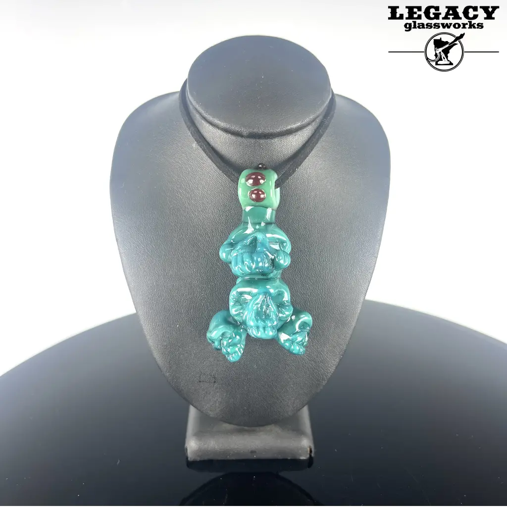 Alternative Glass Skull Stack Pendant 1