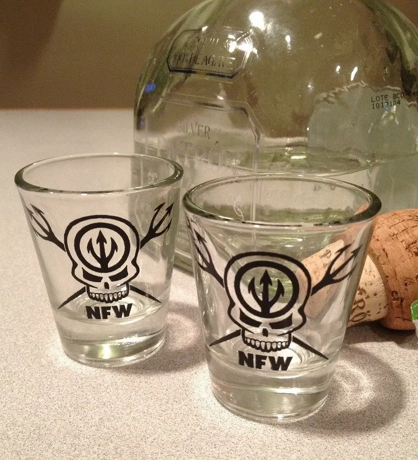 Nfw Skull And Tridents Shot Glass Pair 1