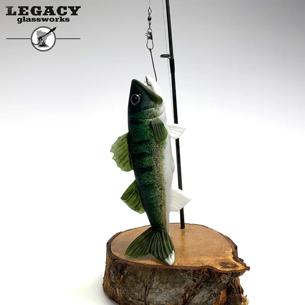 Trapper Studio Walleye Dry Pipe + Display 1